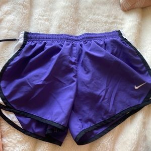 Nike drift shorts w drawstring and built in underwear